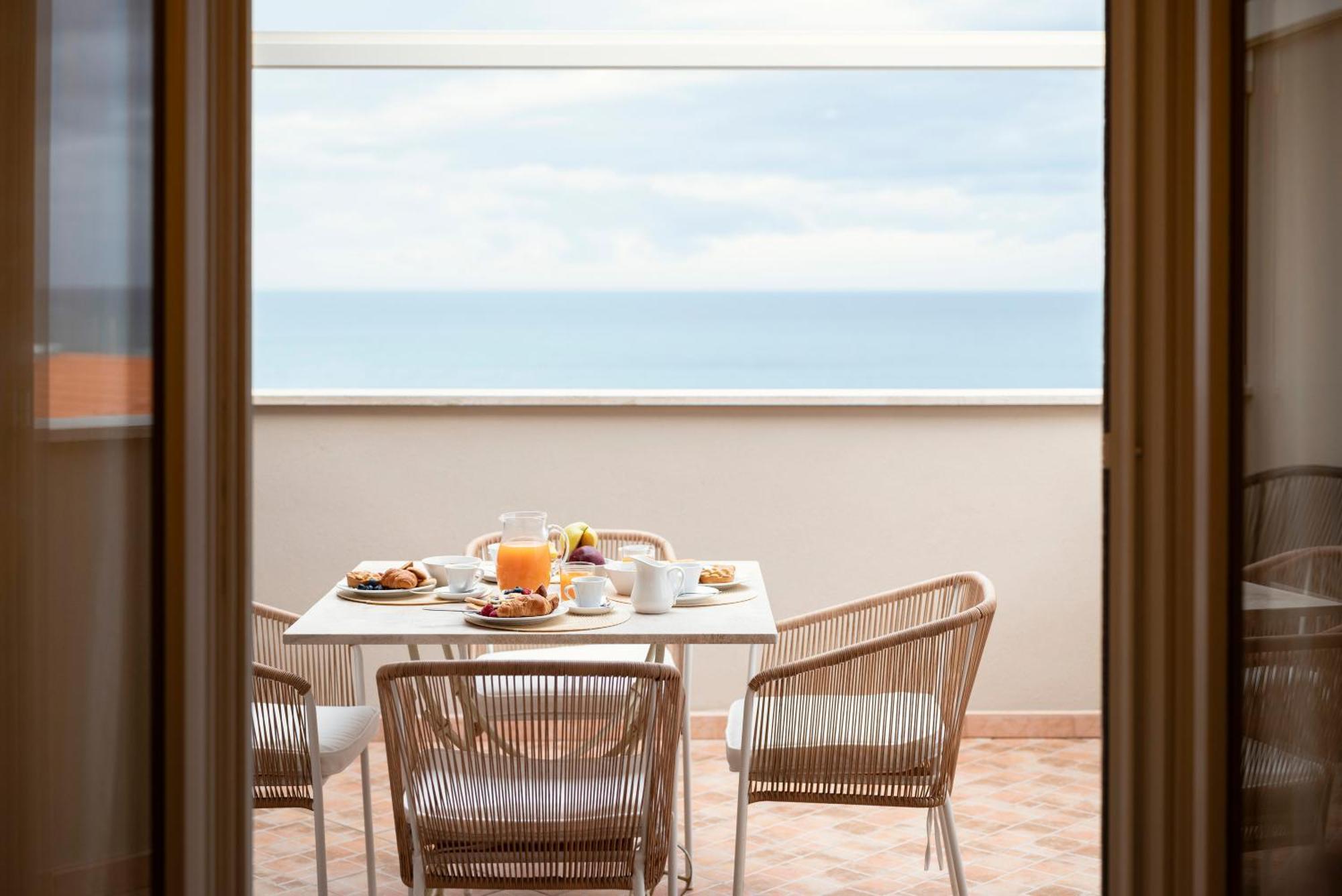 Zefiro Apartments Сан Винченцо Екстериор снимка