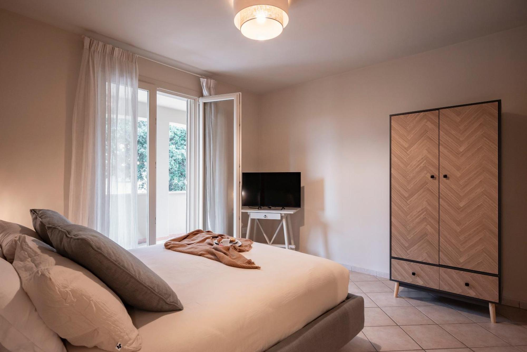 Zefiro Apartments Сан Винченцо Екстериор снимка