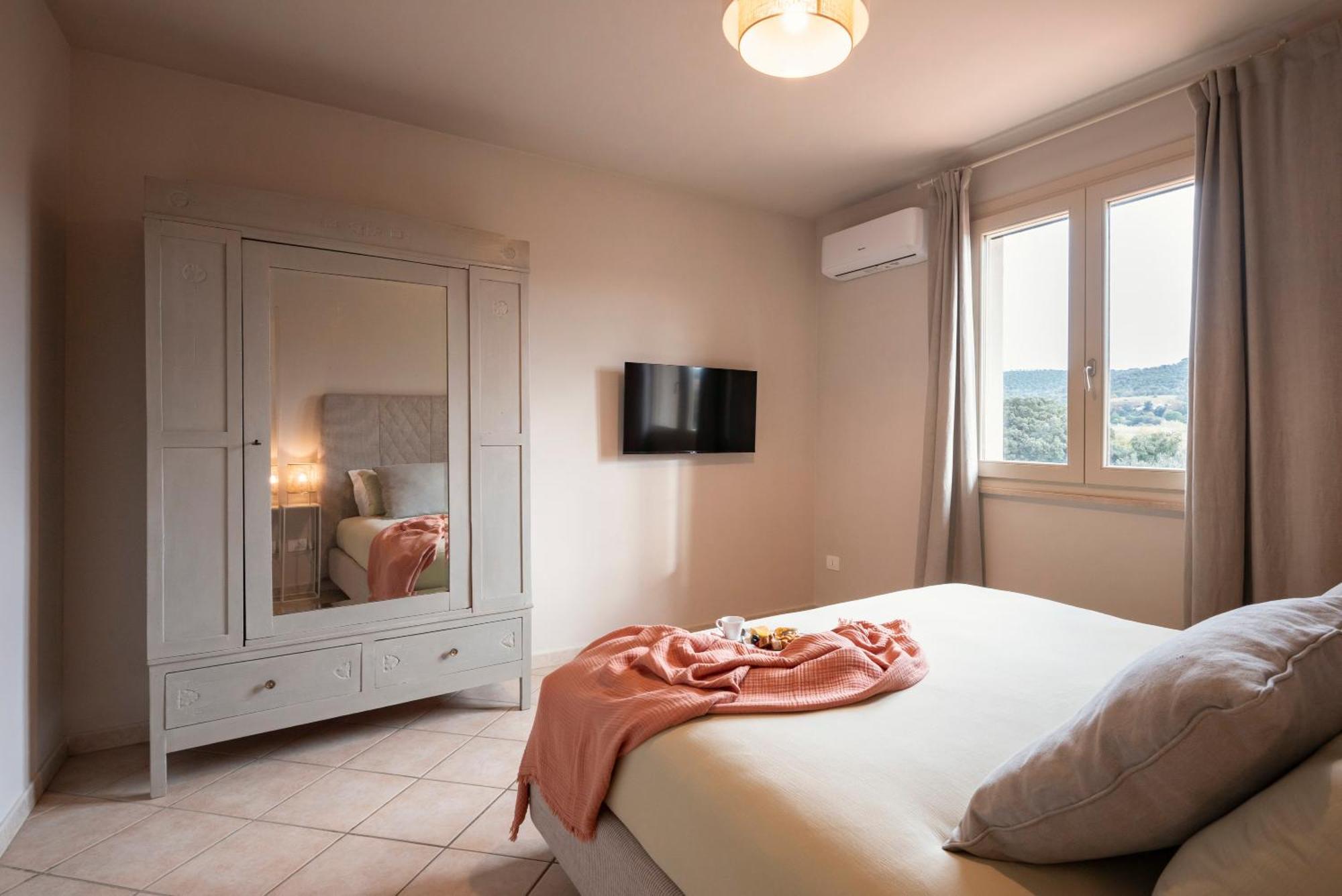 Zefiro Apartments Сан Винченцо Екстериор снимка