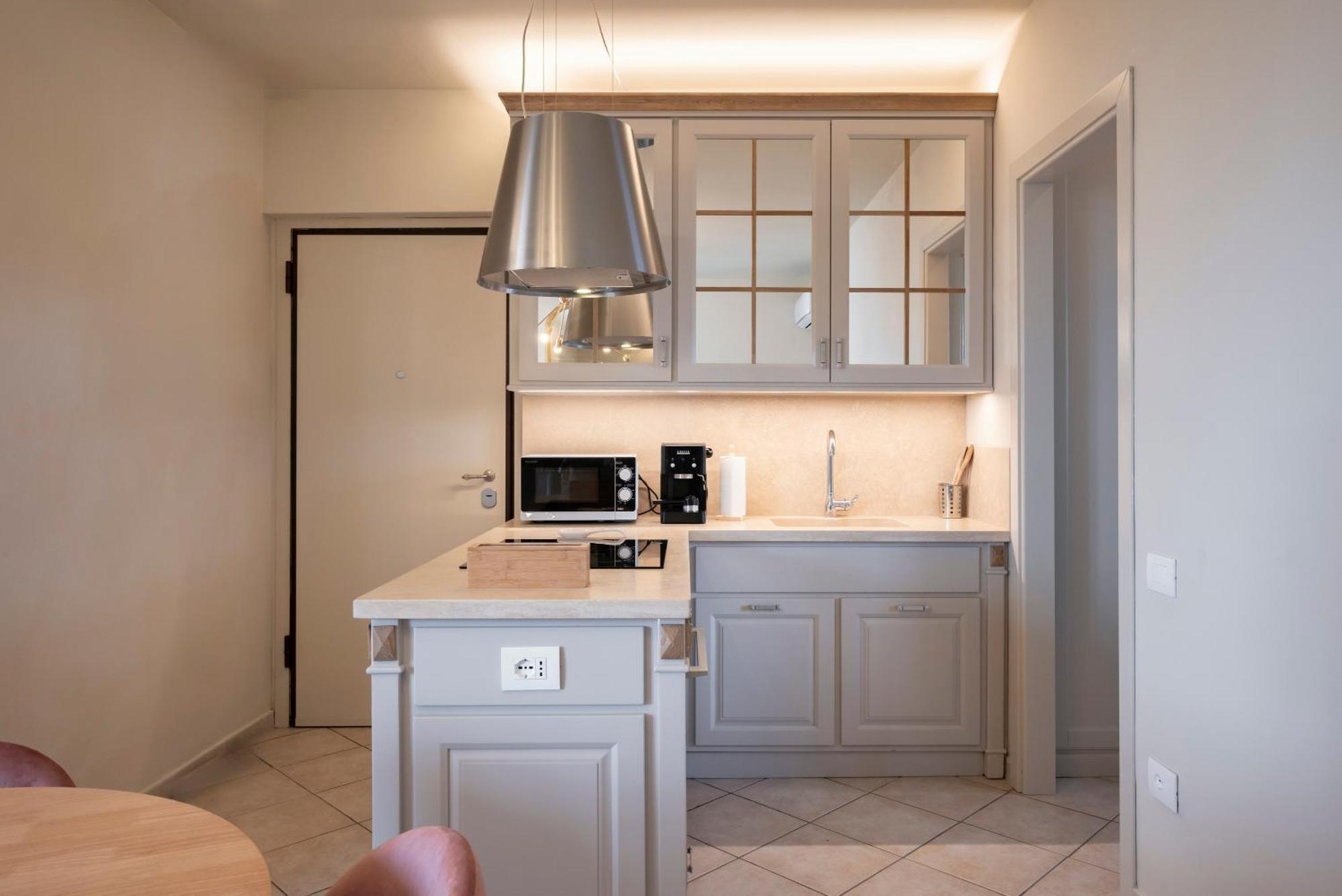 Zefiro Apartments Сан Винченцо Екстериор снимка