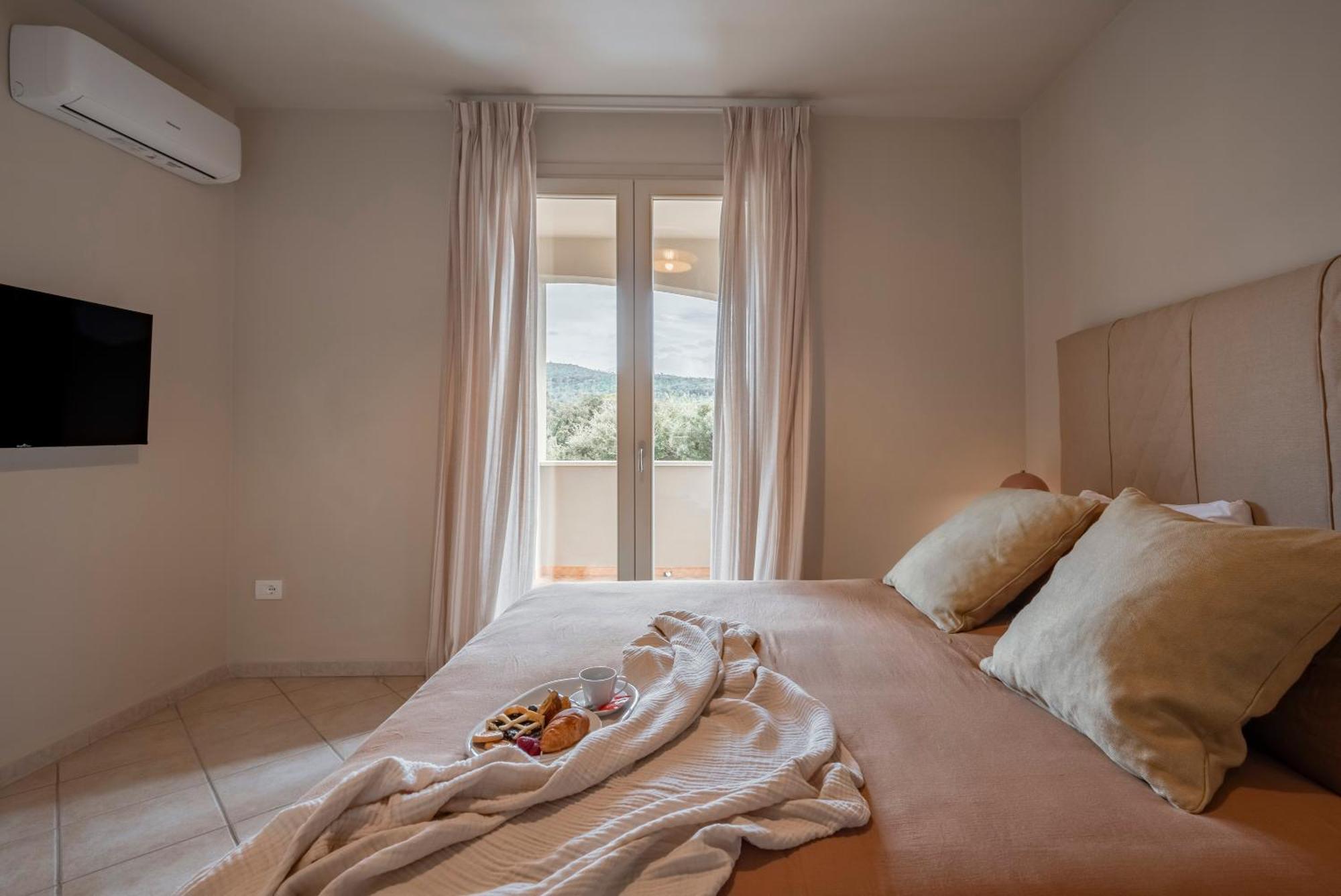 Zefiro Apartments Сан Винченцо Екстериор снимка